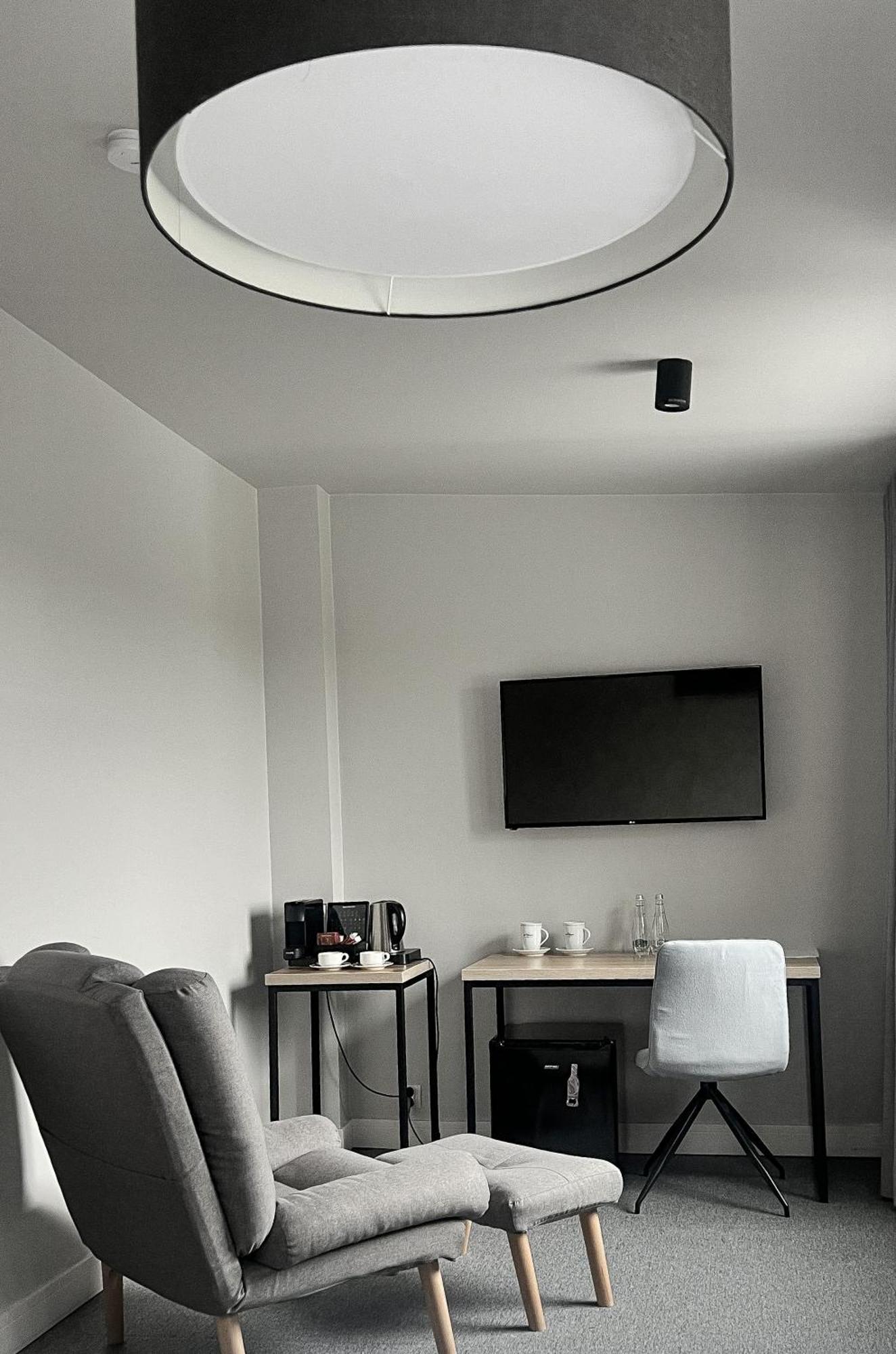 Aparthotel Kamienica Nr 6 Aleksandrów Łódzki Exteriér fotografie