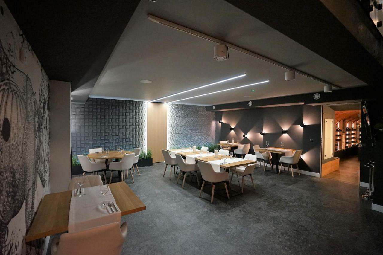 Aparthotel Kamienica Nr 6 Aleksandrów Łódzki Exteriér fotografie