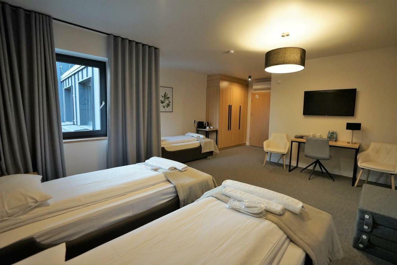 Aparthotel Kamienica Nr 6 Aleksandrów Łódzki Exteriér fotografie