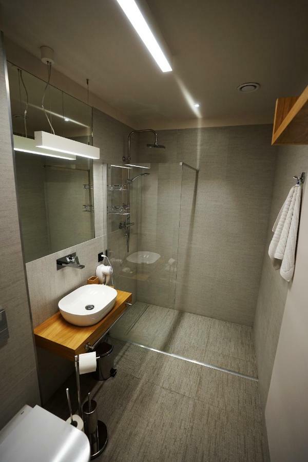 Aparthotel Kamienica Nr 6 Aleksandrów Łódzki Exteriér fotografie